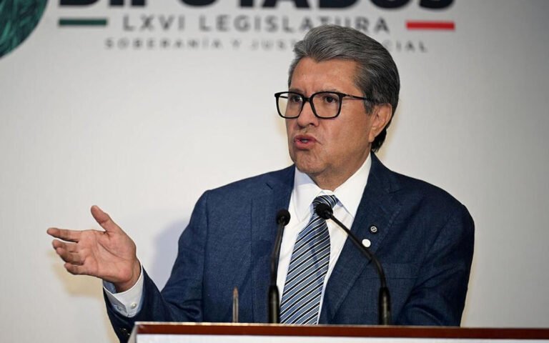 Ricardo Monreal descarta reforma fiscal inmediata y pide esperar el Paquete Económico 2026