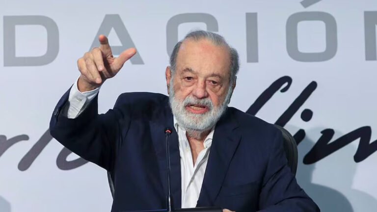 Carlos Slim revienta Pemex: “El mayor problema”