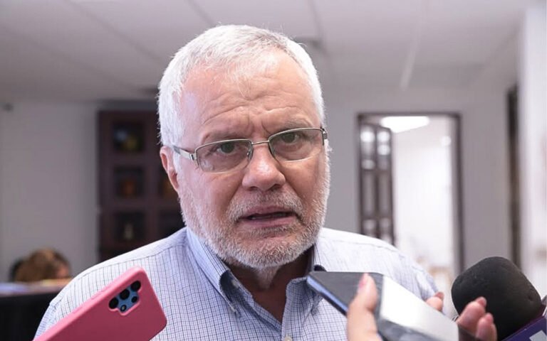 Balean casa del alcalde de Escuinapa; ataques con explosivos dejan cuatro heridos en Sinaloa