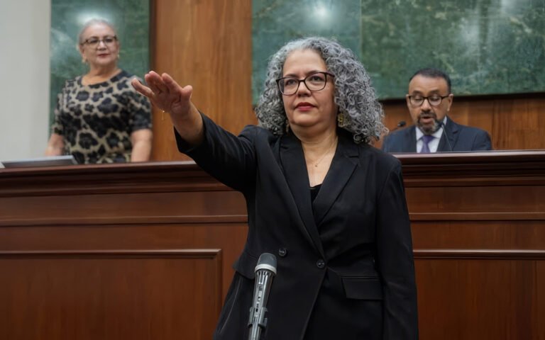 Sinaloa en las mismas manos: Graciela Domínguez colaboradora y defensora de Rocha Moya