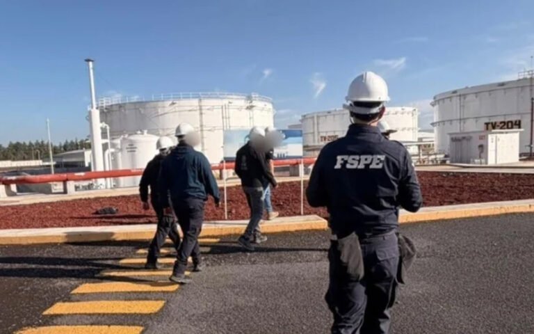 ¡Ni un detenido! incautan 59 millones de litros de huachicol en municipio morenista de Guanajuato