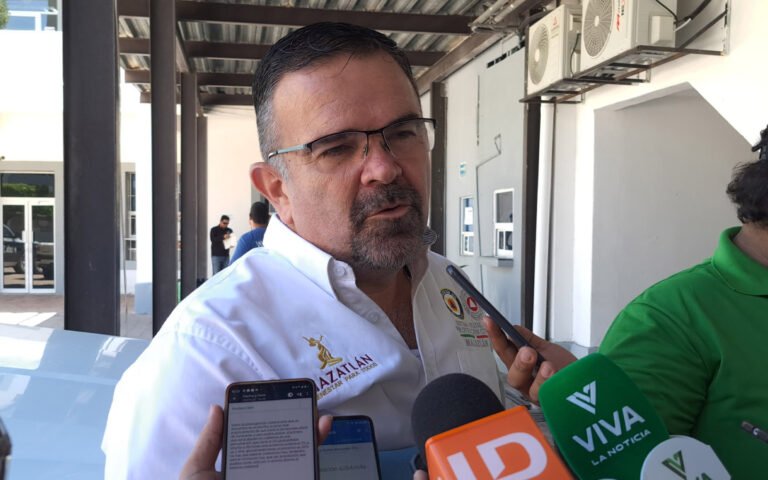 Atacan y hieren a balazos al director de Protección Civil de Mazatlán
