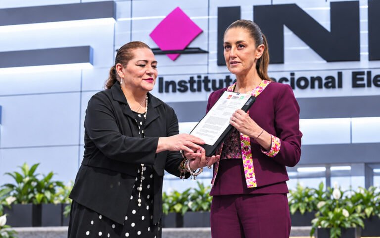 El INE, un cochinero; exigen renuncia de Taddei por nexos con proveedores