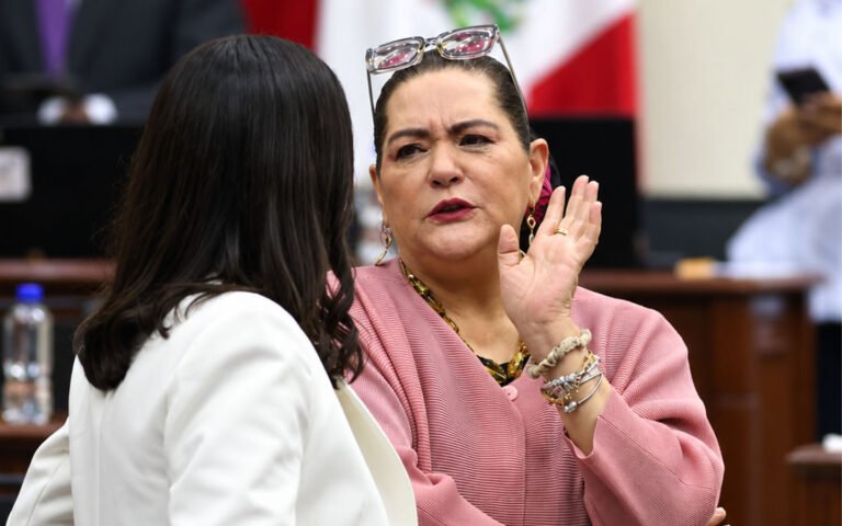 Ante negativa de renuncia: desafuero o juicio político a Taddei